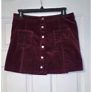 Brandy Melville burgundy corduroy mini‎ skirt Size M